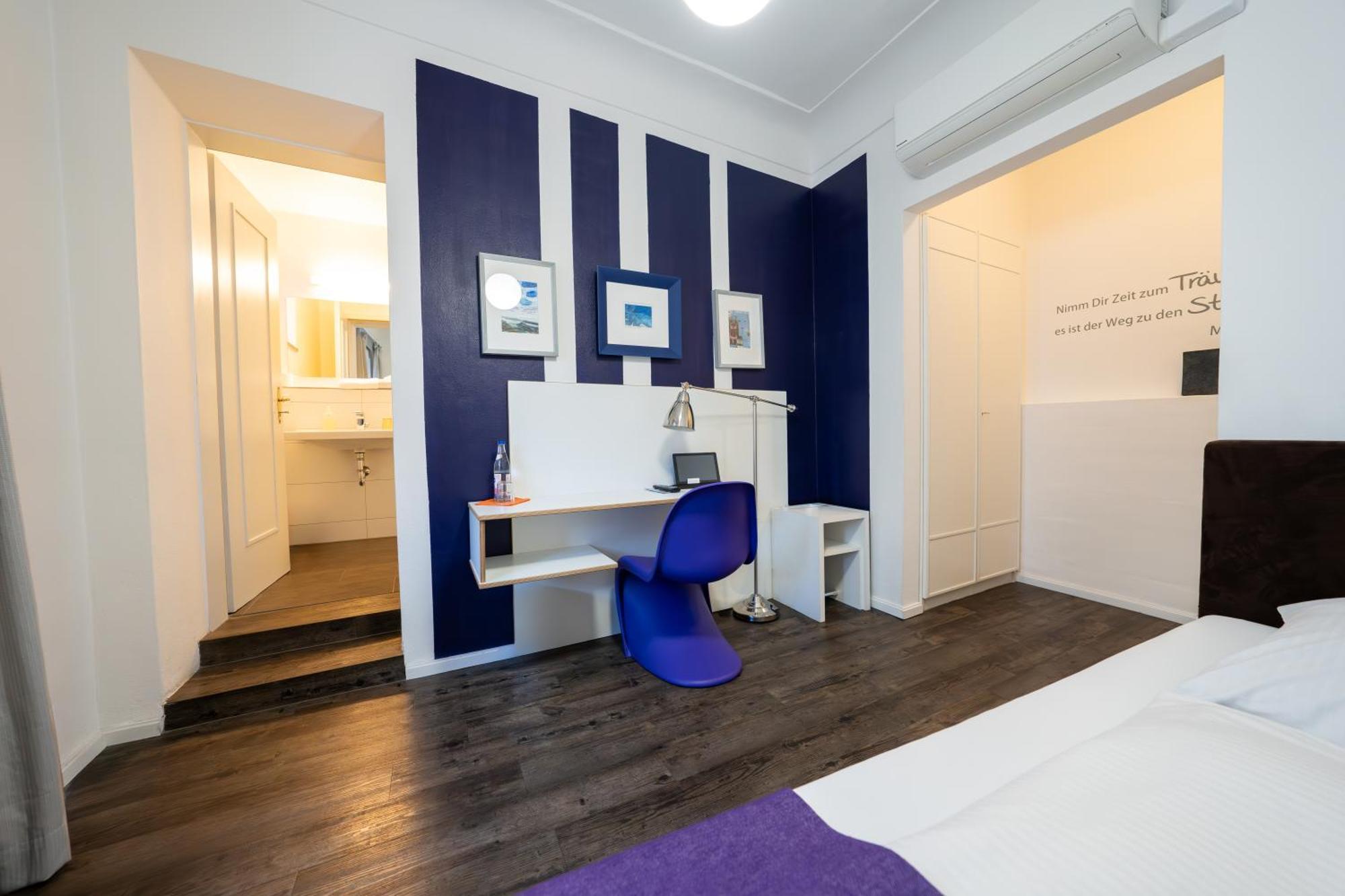 Hotel Bergbauer Mit Late-Self-Check-In Neuburg an Der Donau Exterior foto